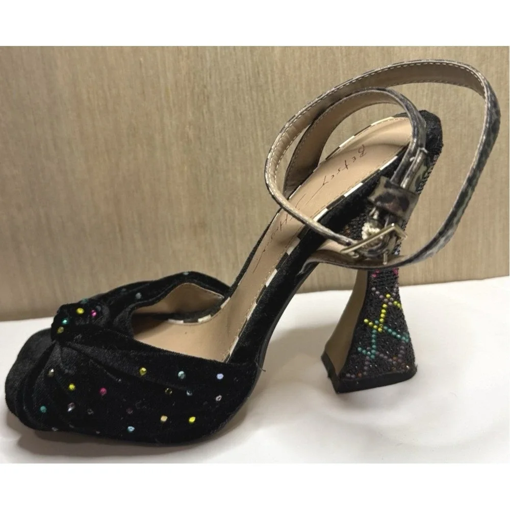 Betsey Johnson Alianna Black Velvet Rhinestone Bow Flared Heel Sandals 8M